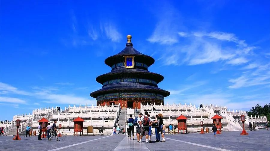 北京盛况空前，嘉宾云集，观众热情如火