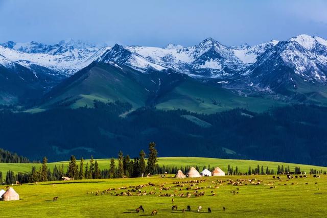 新疆，和平稳定与繁荣发展的璀璨画卷